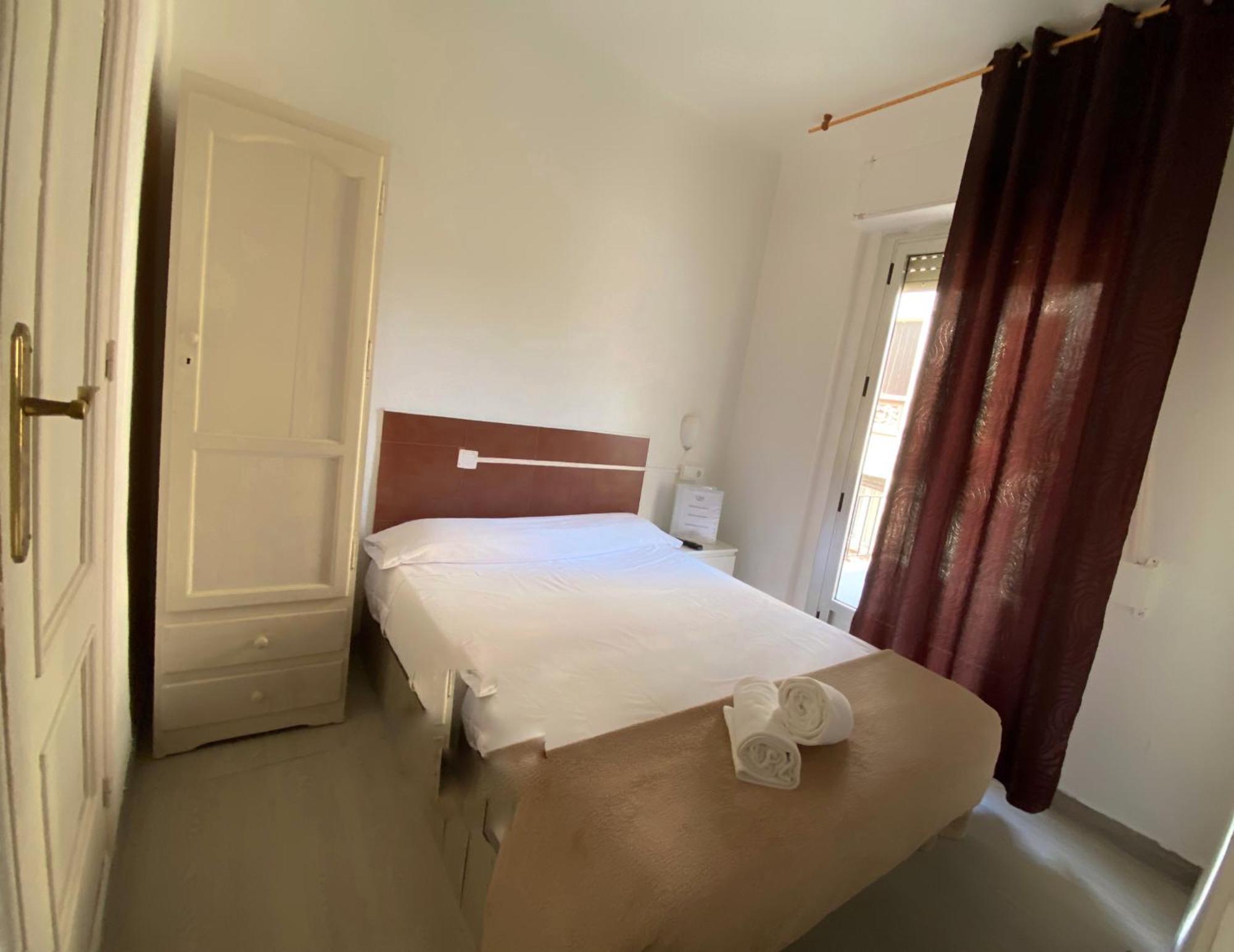 Latic Rooms Alicante Exteriör bild