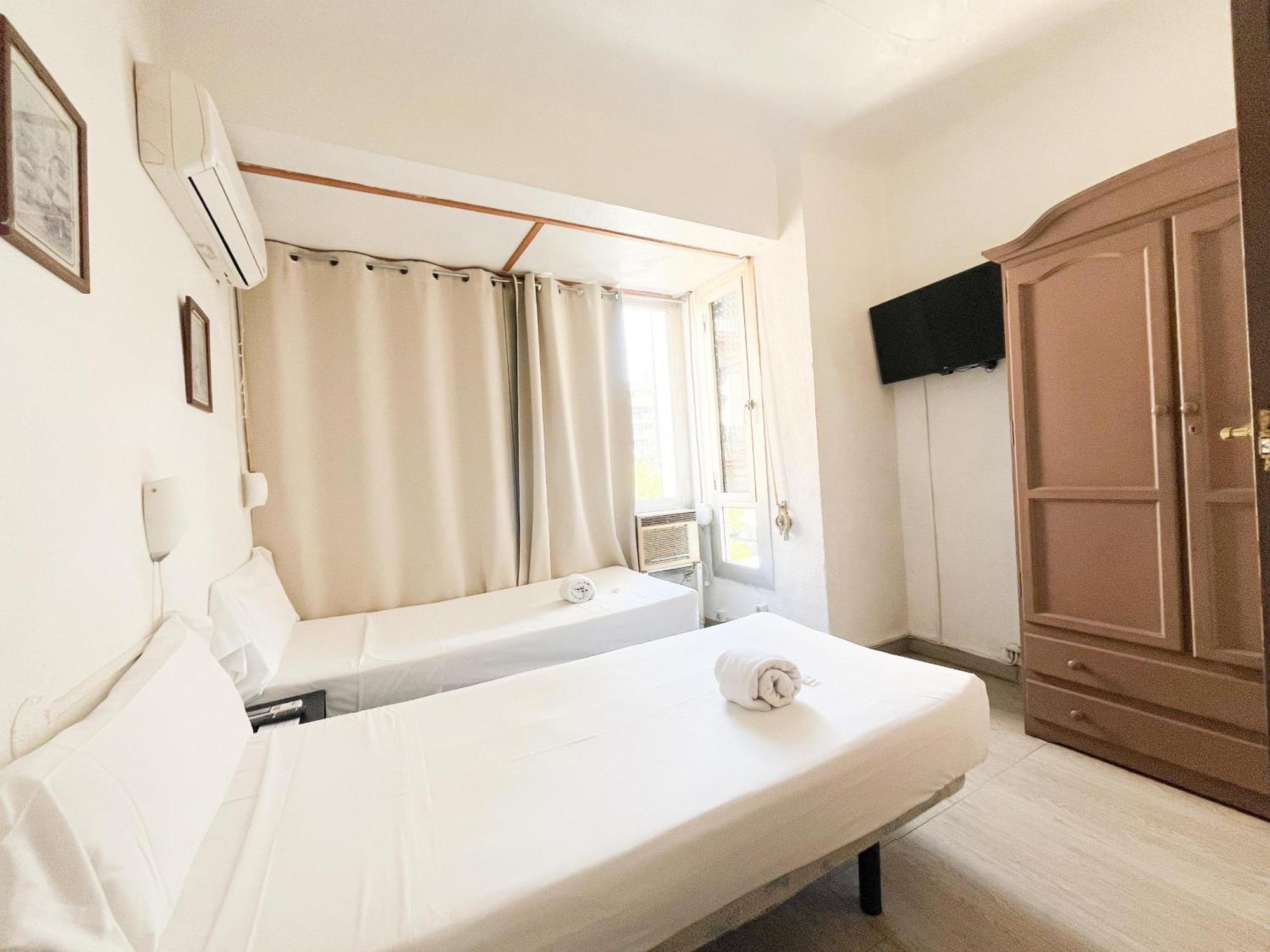 Latic Rooms Alicante Exteriör bild