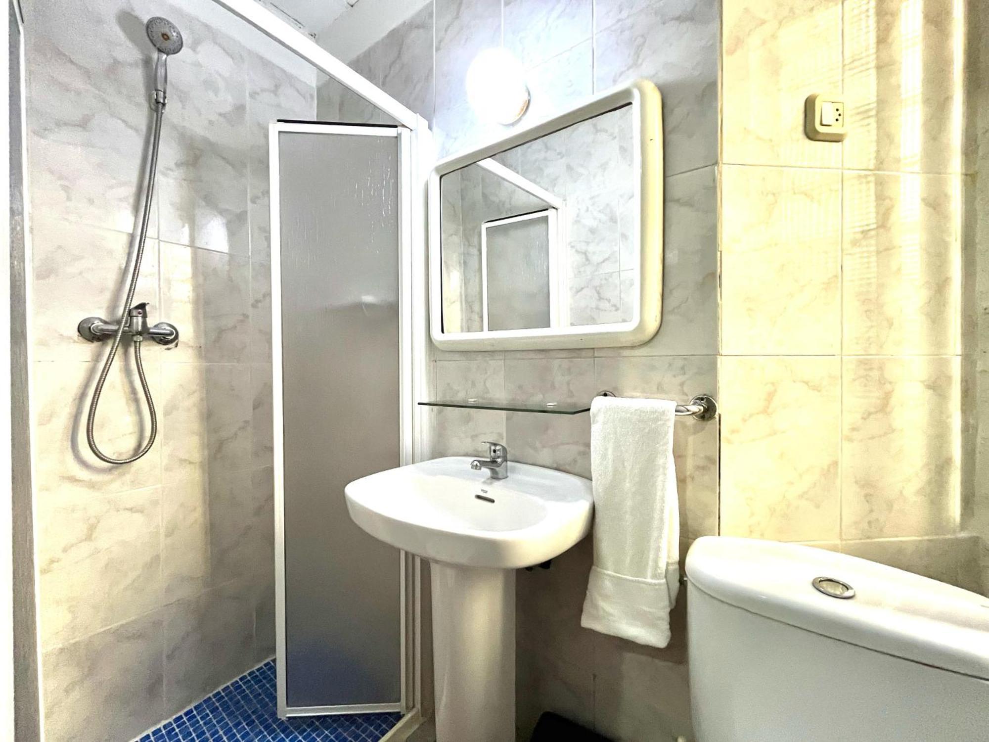 Latic Rooms Alicante Exteriör bild